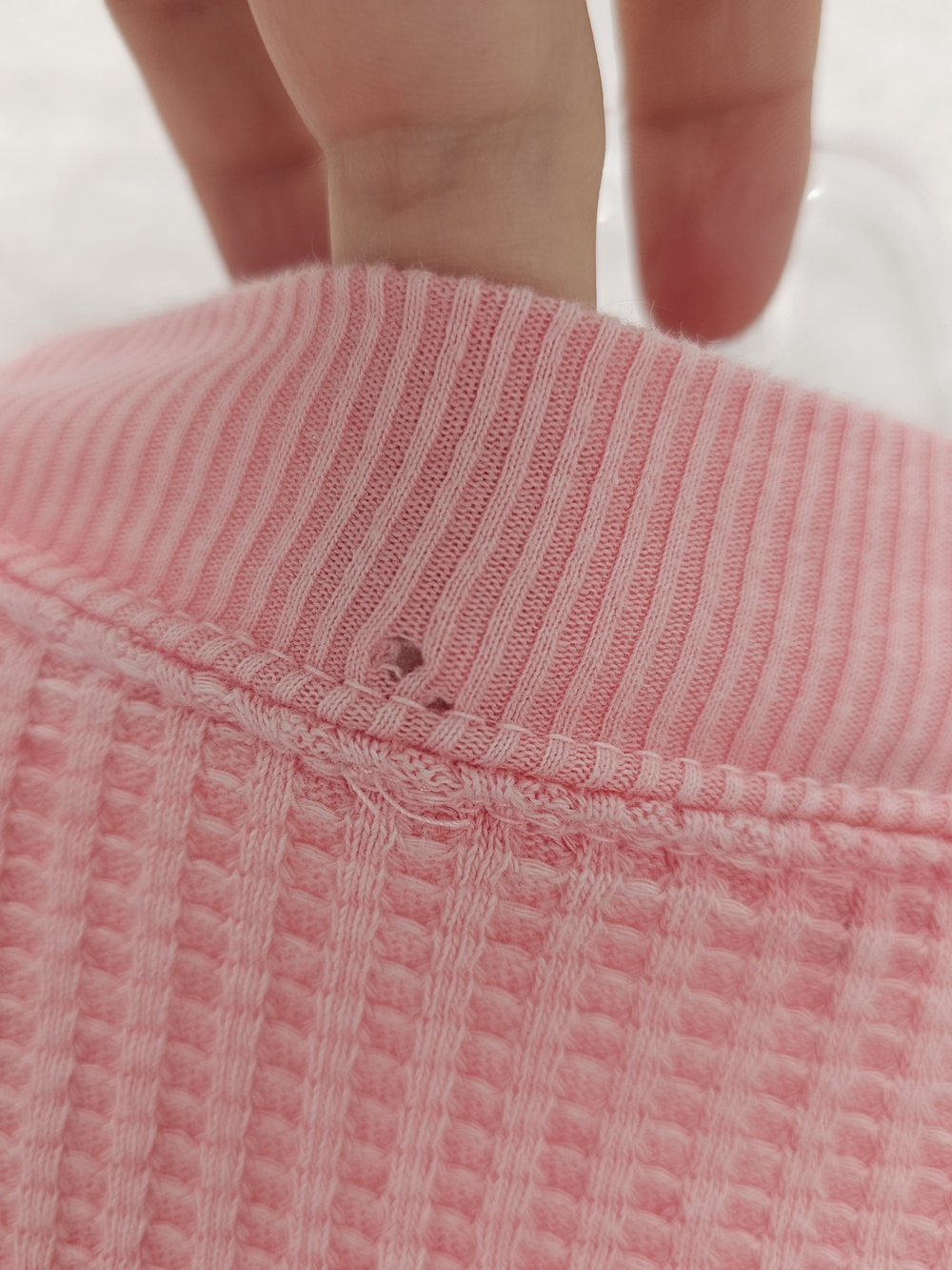 FREE PEOPLE Tasha Thermal Top Waffle Knit Pastel Pink Lace Sleeve XS -SMALL HOLE - Picture 7 of 8